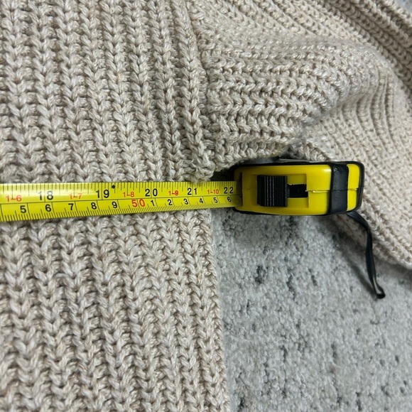 Minimum M loose knot cream cardigan in excellent condition! Great for spring - Picture 9 of 14